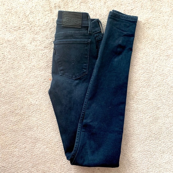 Levi’s skinny jeans (25) - Picture 3 of 4